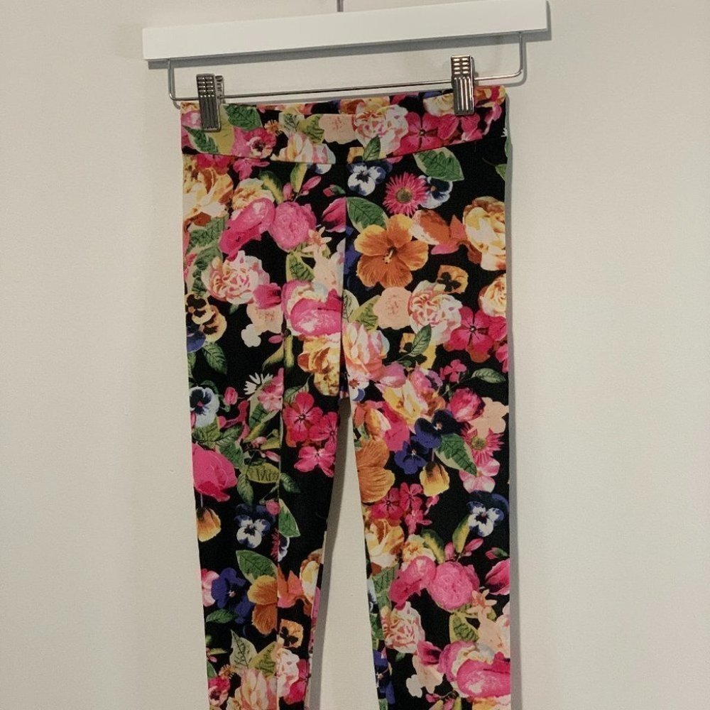 BEAUTIFUL Vintage Red Tipped Rose Yoga Leggings, High Waist Hand Sewn Roses | St - Picture 5 of 7